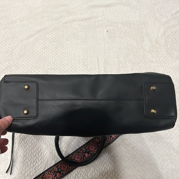 JUSTFAB Nikol Satchel Black - Picture 7 of 8